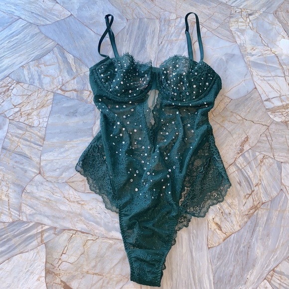 Victoria's Secret Backless Lace Teddy Bodysuit Small Special Edition